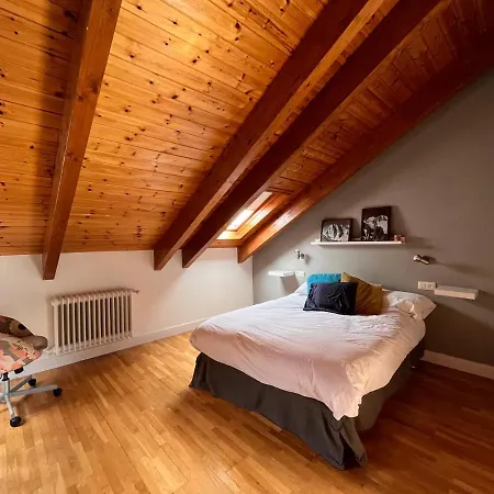 Bpirineos-remascaro Apartment *